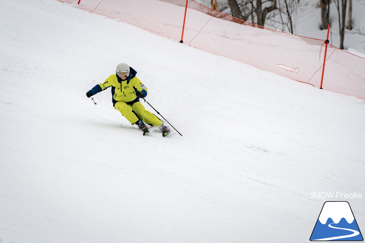 なんと約10年ぶりの「技術選」撮影?! PREMIER SKI ACADEMY presents 『2026プレミアカップ・スキー技術選』レポート！｜朝里川温泉スキー場